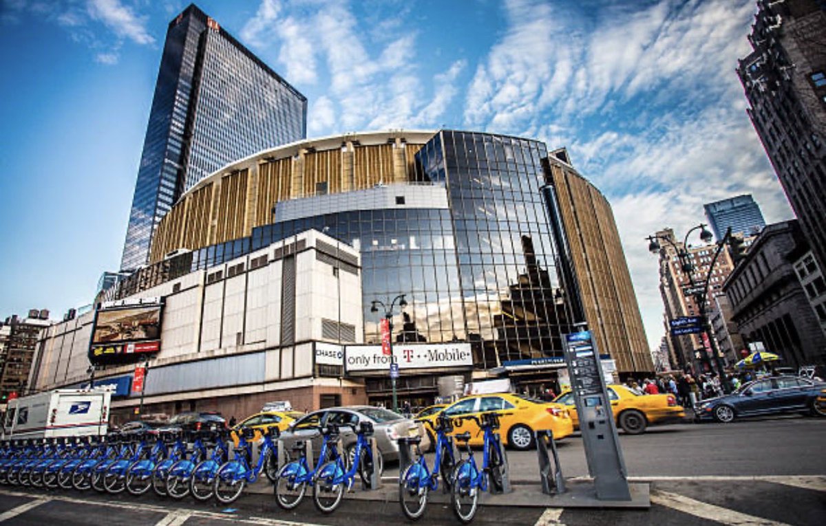 FearedBuck's tweet photo. Taylor Swift and Travis Kelce are set to get married today at Madison Square Garden.

The NYPD has announced traffic restrictions and street closures around MSG for the wedding. Traffic is expected to be heavily impacted throughout the evening due to the wedding. https://t.co/yl32dZRBqJ