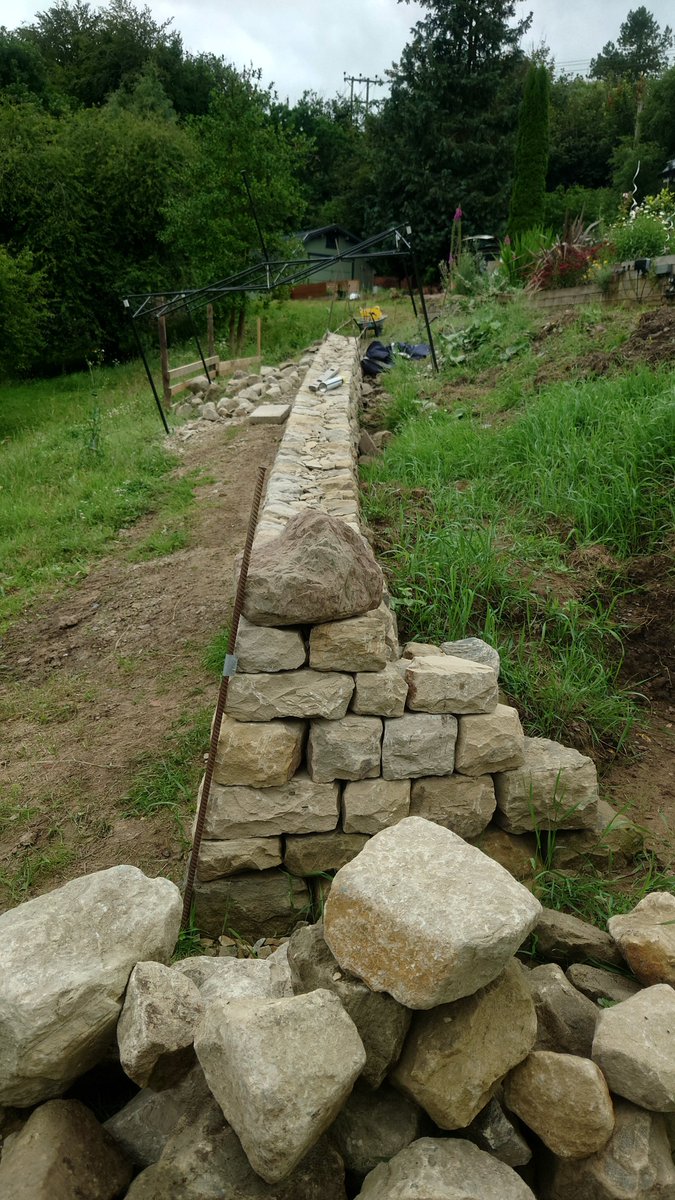 JasonScotBills's tweet photo. Progress pics on the latest dry stone project, this one near Lanark.
#drystone #drystonewalling #garden #landscaping https://t.co/efcxD8uehf
