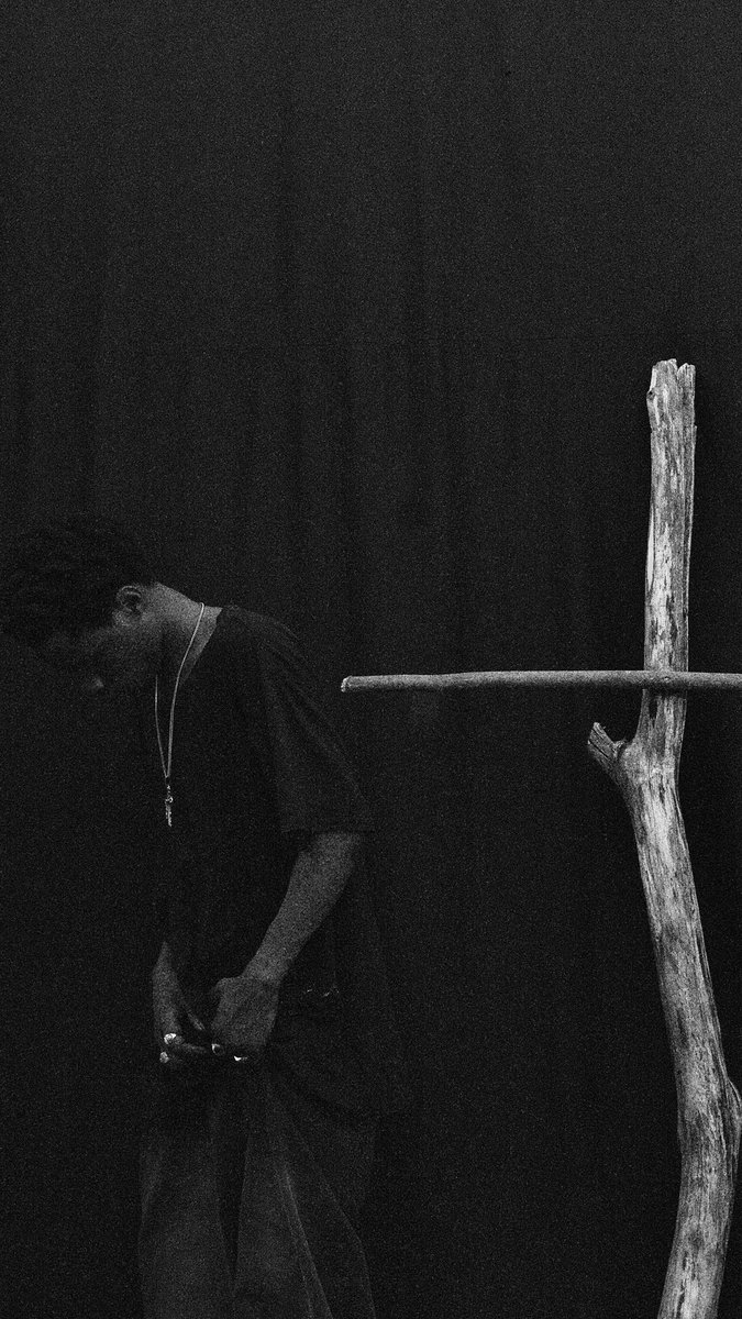 Kenedyy__'s tweet photo. 🌑🦉🕊️ 
Believe One Day!!! https://t.co/OtSPJa7YI0