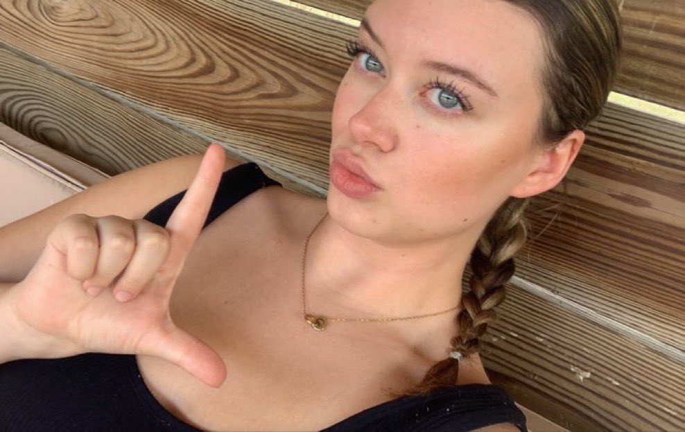 Chloedazzlee's tweet photo. All white boys should be manipulated into longterm bl*ckmail control and forced feminization

Findom  redhead Techdom  Humiliation https://t.co/MuiBZaT3O2