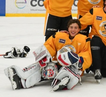 chinny_crosby's tweet photo. matthew is so cutie pie https://t.co/q9Mfu20kTu