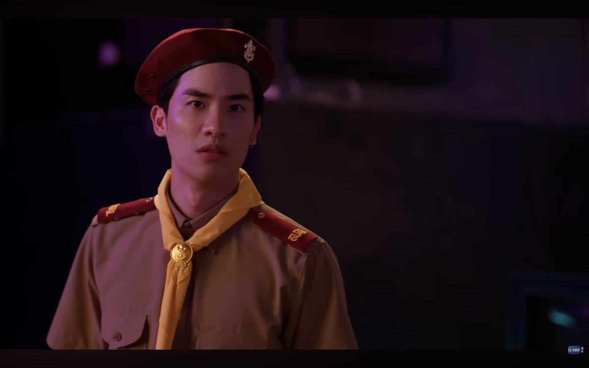 Palak070's tweet photo. #ADogAndAPlaneEP6

Can we talk about P'Jojo's direction and the camera work in this scene? 😭

Just minutes earlier, Kanit had happily told Toto he wasn't embarrassed to bring him to his friends' party. Then Toto comes back, sees Lion slipping a ring onto Kanit's finger, and in that single moment everything changes.

He doesn't interrupt. He doesn't ask for an explanation. He doesn't even look back.

The camera lingers just long enough for us to feel Toto's heartbreak before following him as he quietly walks away, as if he's already convinced himself that Kanit has chosen Lion.

No dramatic confrontation. Just silent acceptance.

What a beautifully heartbreaking directorial choice by P' @JojoTichakorn