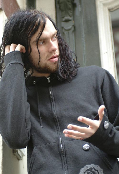 frankittenn's tweet photo. I love you. greasy stinky boy.. https://t.co/yHDjb0dwUH