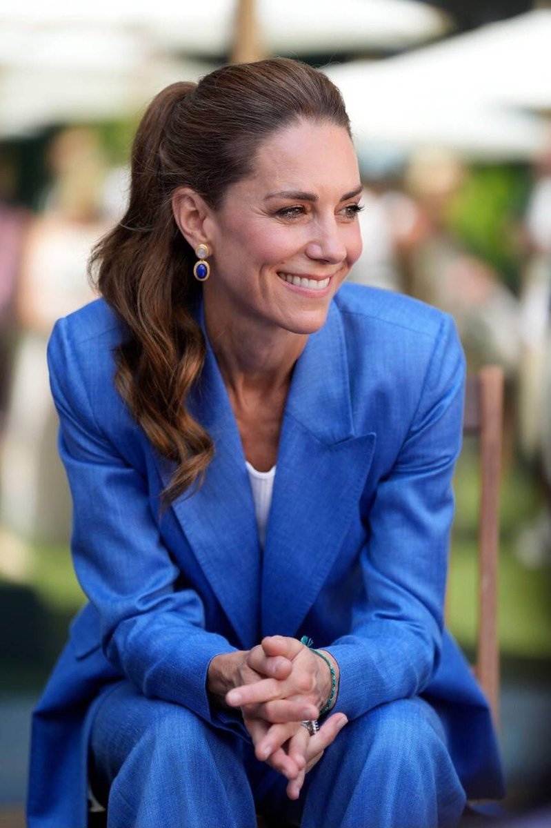 HRHCatherine's tweet photo. Her https://t.co/WsSisUDpFa