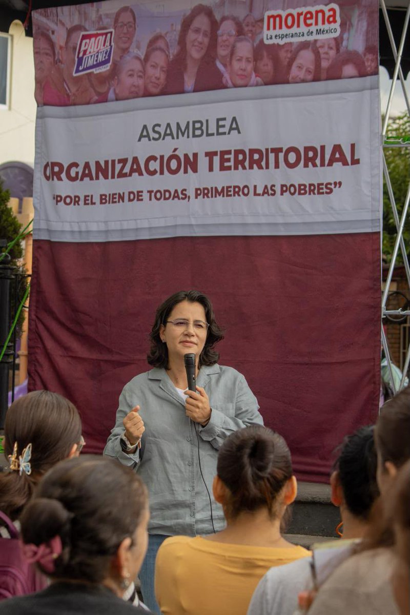 paojimh's tweet photo. Las Asambleas Comunitarias son una parte fundamental para fortalecer el vínculo entre la ciudadanía y sus representantes. Refrendamos nuestro compromiso de mantenernos cerca de la gente, escuchar sus necesidades y responder con trabajo a la confianza que depositaron en nosotros y defender la soberanía nacional. 

#PaolaJiménez #Diputada #Morena