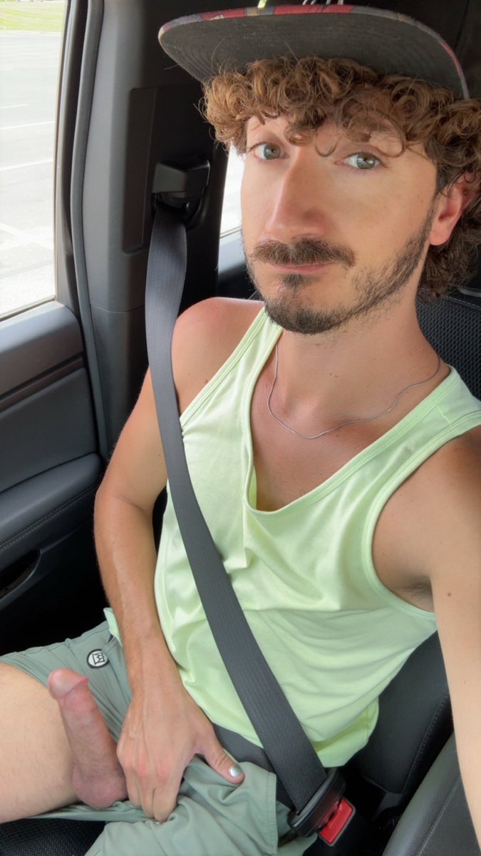Kyles_obsession's tweet photo. This is the look a f4g makes when he thinks he has a big dick….only to get wrecked by a 9” BBC a few hours later.

Fr tho…my guts were bruised and hurting for literal DAYS by the time he finished in me 🤤 https://t.co/z95p9h3hhQ