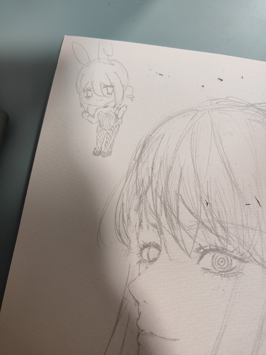 Shiro_sctsb's tweet photo. 展示する絵を描いてたんやけどレゼバニーの妖精さんが生まれたよ、かわいいね https://t.co/uYF1BsWLxh