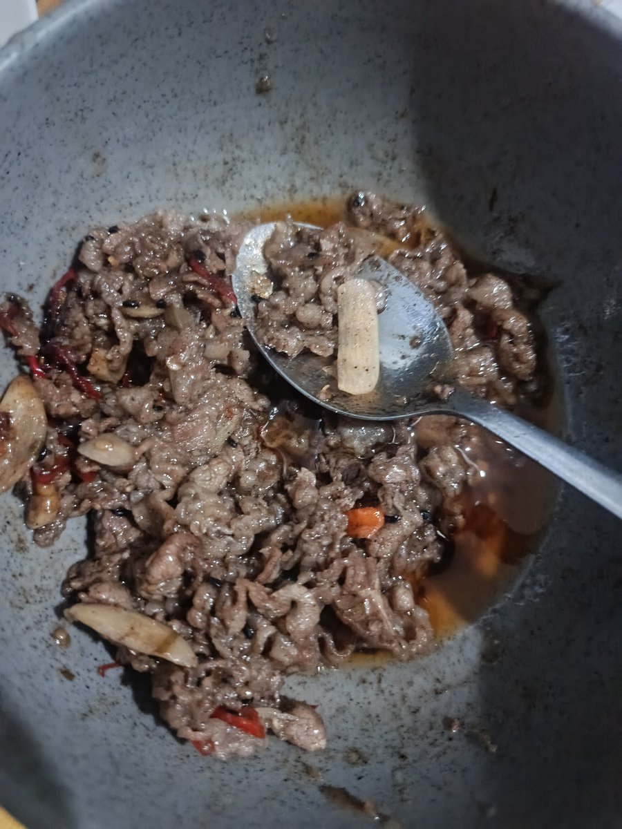 AlbnAsmv's tweet photo. @gakgituvik Jujur enak daging los santos https://t.co/5mb2RMxJrJ
