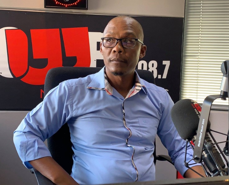 TheLegalSA's tweet photo. #SAPSCrisis Update:

"We aren't dealing with normal criminals, we are dealing with criminal cops who understand the criminal justice system very well"-

@IanCameron23, SAPS Portfolio Committee Chair, speaking to @Thabisoo on @Powerfm987.

Full story:

https://t.co/xwam8sulJI https://t.co/gbOium8nzr