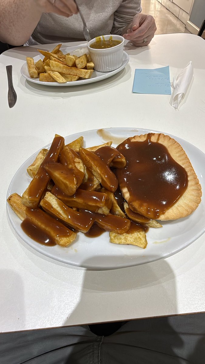 ScottGavs's tweet photo. Had lunch with the wife and enjoyed time at grandad’s chippy . Friendly staff great food and not expensive and in the town centre. https://t.co/oGi08QuQin