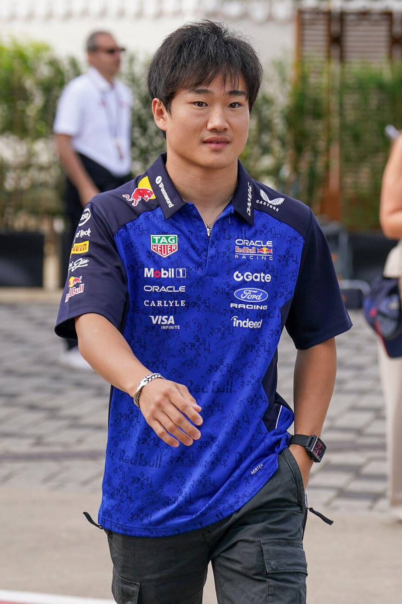 tsuarchive's tweet photo. yuki today at silverstone https://t.co/ukq1fn6U3W