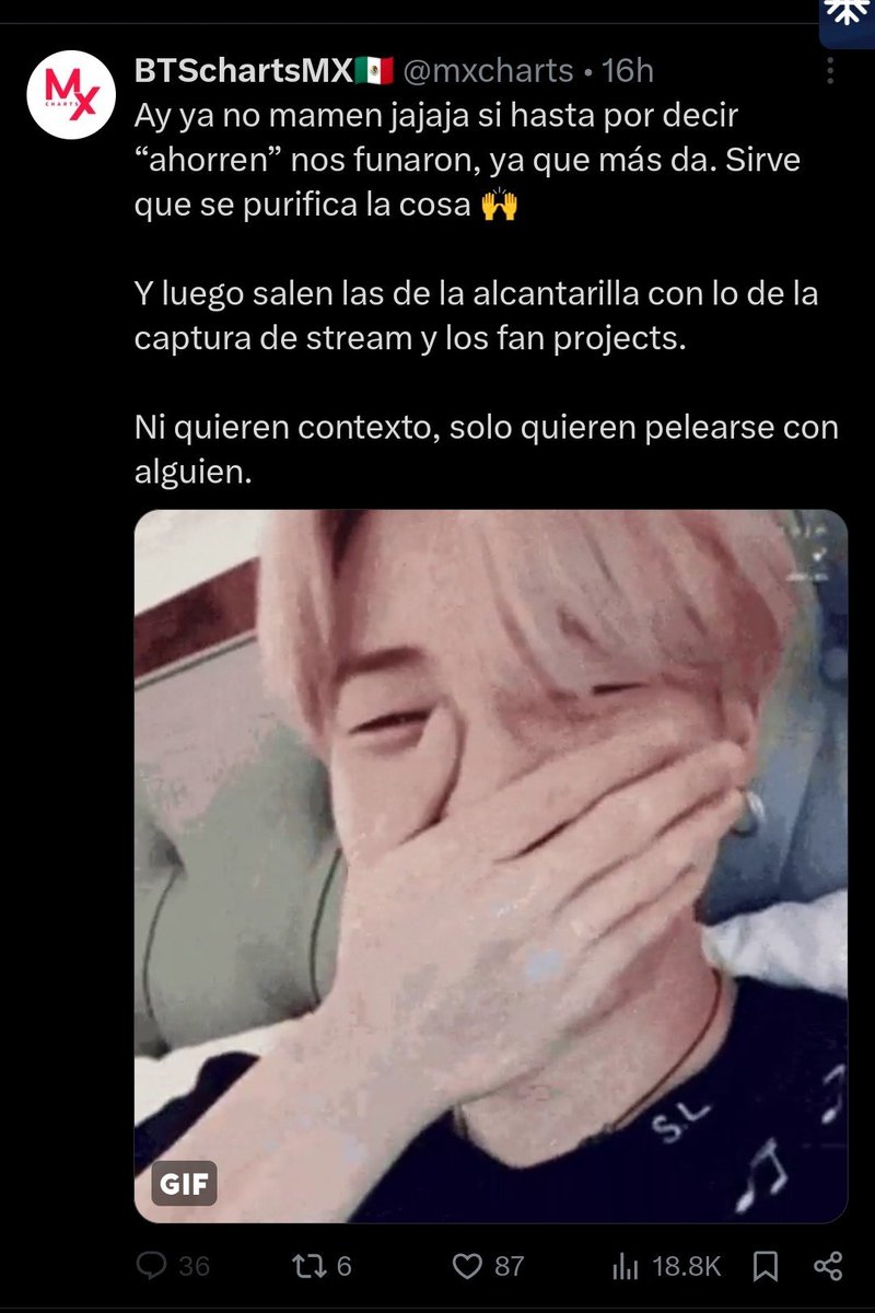 eclipseof__jk's tweet photo. Si tan solo usaras esa cuenta para hacer el bien y no para promover el mal, como lo hacés, no estarías diciendo que por decir ciertas cosas te “funan”.
Sí, se te ha funado, pero también se te han dicho verdades que, lamentablemente, vos no entendés.
Tu cuenta no sirve para otra cosa que promover el odio. 

Sentate, callate por un buen tiempo y dejá que las demás hagamos lo que vos, como persona y teniendo una cuenta grande, no hacés.
No importa de qué país seas. Te hacés llamar ARMY, y te recuerdo que, más allá de las diferencias que existan entre nosotras o entre nuestros países, siempre nos apoyamos.

Quienes señalaron a esa cuenta como fanbase no se equivocaron, porque una cuenta común como la mía, y muchas de las personas que siempre están ayudando, jamás harían lo que vos sí hacés.
Sos una fanbase más del montón, una que utiliza el nombre de BTS y de ARMY para beneficio propio.
Replanteate si verdaderamente sos ARMY, porque tus palabras y tus acciones solo nos demuestran lo contrario.

Y aprovecho para agregar algo más; si siguen a esta cuenta, dejen de hacerlo. Ya ha demostrado lo suficiente como para entender que no merece seguir siendo apoyada. Si no están de acuerdo con eso, entonces dejen de seguirme a mí. No quiero compartir espacio con personas que pertenezcan a ese ambiente tóxico.
Gracias.
