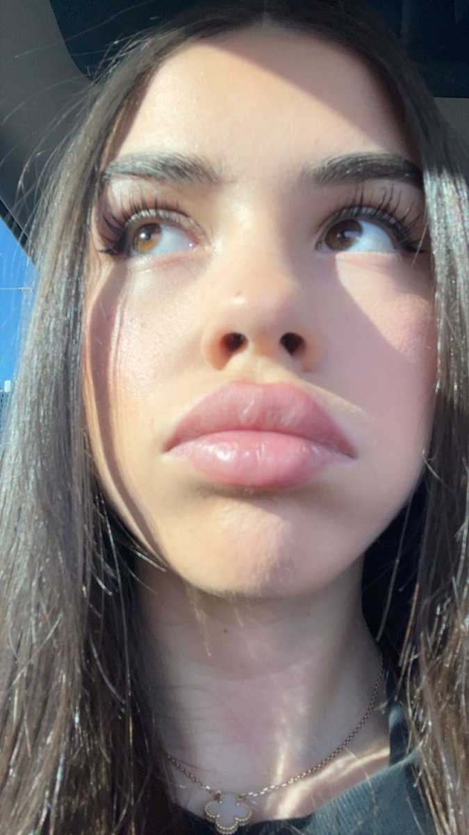 pumpyyalt's tweet photo. Leah’s perfect Faceporn 😍😍🫧🫧 https://t.co/Ddg4wYct3v