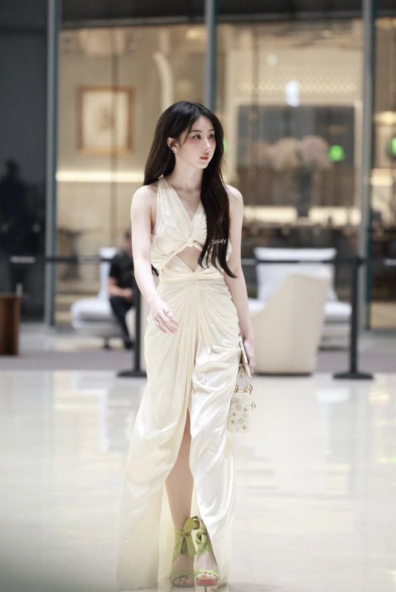 Estrella_2520's tweet photo. I voted for Yoko Apasra in Most Beautiful Woman Alive 2026 (VOTE)! Vote now: https://t.co/OBUHl5dCUn https://t.co/ZpSsviJQOc