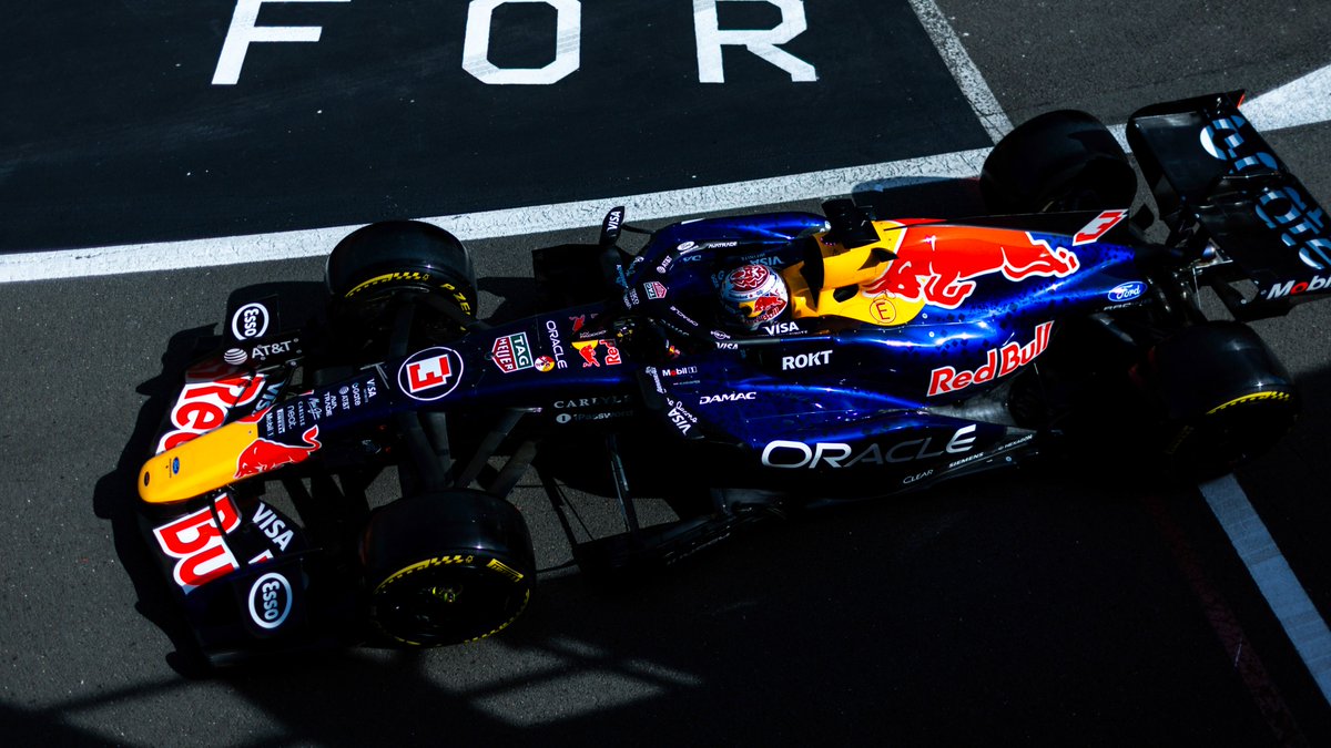 redbullracing's tweet photo. Bringing opening day at Silverstone to a close 🏁

A busy Saturday awaits tomorrow ⏭️

#F1 || #BritishGP 🇬🇧 https://t.co/oI23G7MSUW