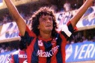 Cuervazo08's tweet photo. Estallar, para volver a comenzar
Es el big bang, nada es para siempre
El amor, es lo que nos puede salvar
La vida es un viaje desde el vientre https://t.co/x9WCJLn3w7