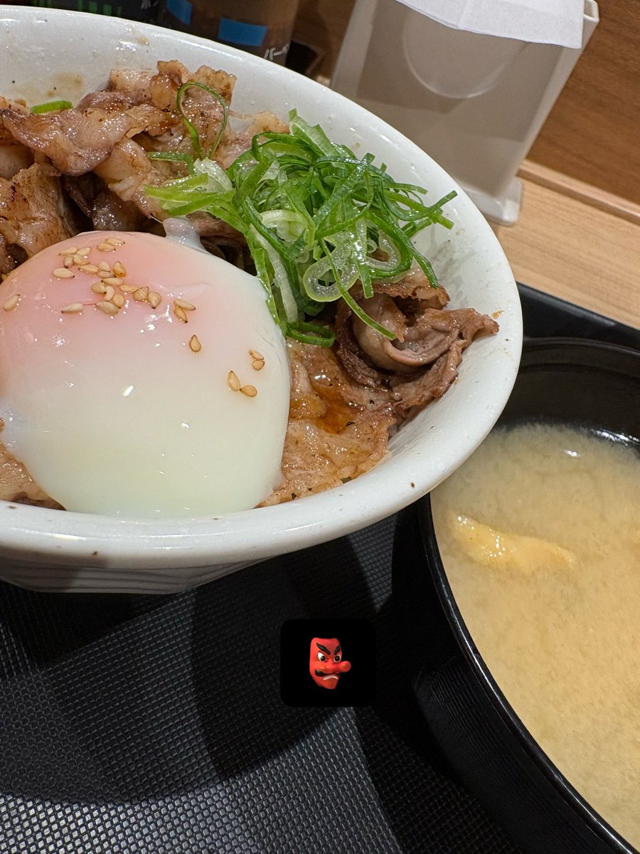 s2010244's tweet photo. ？？？ https://t.co/hoe0ebq6pW