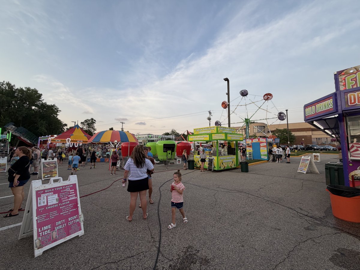 Hudson_Boosters's tweet photo. Here’s a glimpse of opening day at Booster Days 2026!

The fun is just getting started! We’ve got an exciting weekend full of activities, entertainment, and community celebrations ahead. Come out, make some memories, and join us for an amazing Booster Days weekend! https://t.co/lL6Jxlf5D0