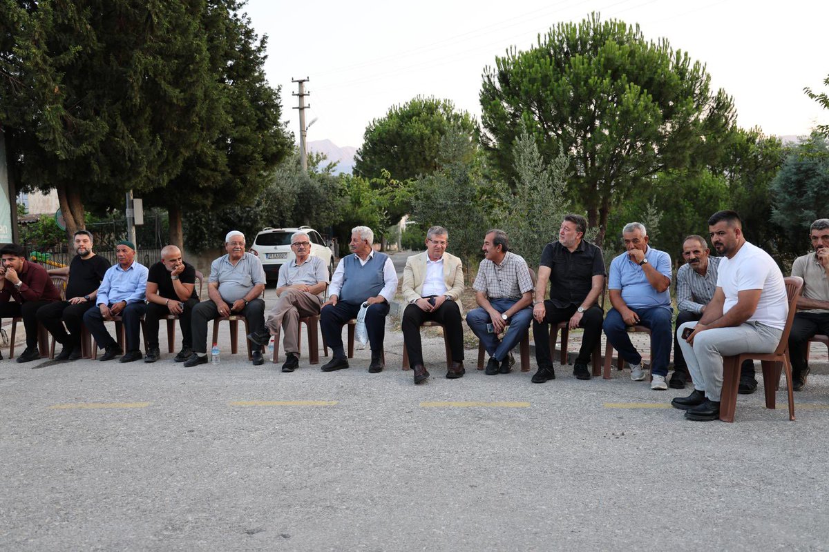 akpartidenizli's tweet photo. AK Parti Denizli İl Başkanımız Muhammet Subaşıoğlu,İlYönetim Kurulu Üyemiz Muharrem Kaynak ile birlikte Merkezefendi Teşkilatımızdan Barış Yıldırım’ın yeğeni Muhammet Ali’nin sünnet merasimine katıldı.

Yıldırım ailesini tebrik ediyor, Muhammet Ali’ye hayırlı  bir ömür diliyoruz https://t.co/7HfmzJhr84
