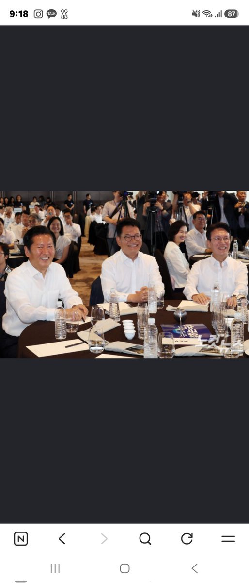 nowhak_jackey's tweet photo. 이번 민주당 전당대회에서 어부지리가 발생할까요? 

이제 민주당 전당대회가 뜨거워지고 있습니다. 짱짱한 3강구도가 형성되어가고 있습니다. 

지난번 평택을 보궐선거는 어부지리였나요? 쎈놈(사람)이 먹었나요? 이번 민주당 전당대회에서 어부지리가 발생할까요?

https://t.co/ArNJSztTaA https://t.co/mVp8HRomQt