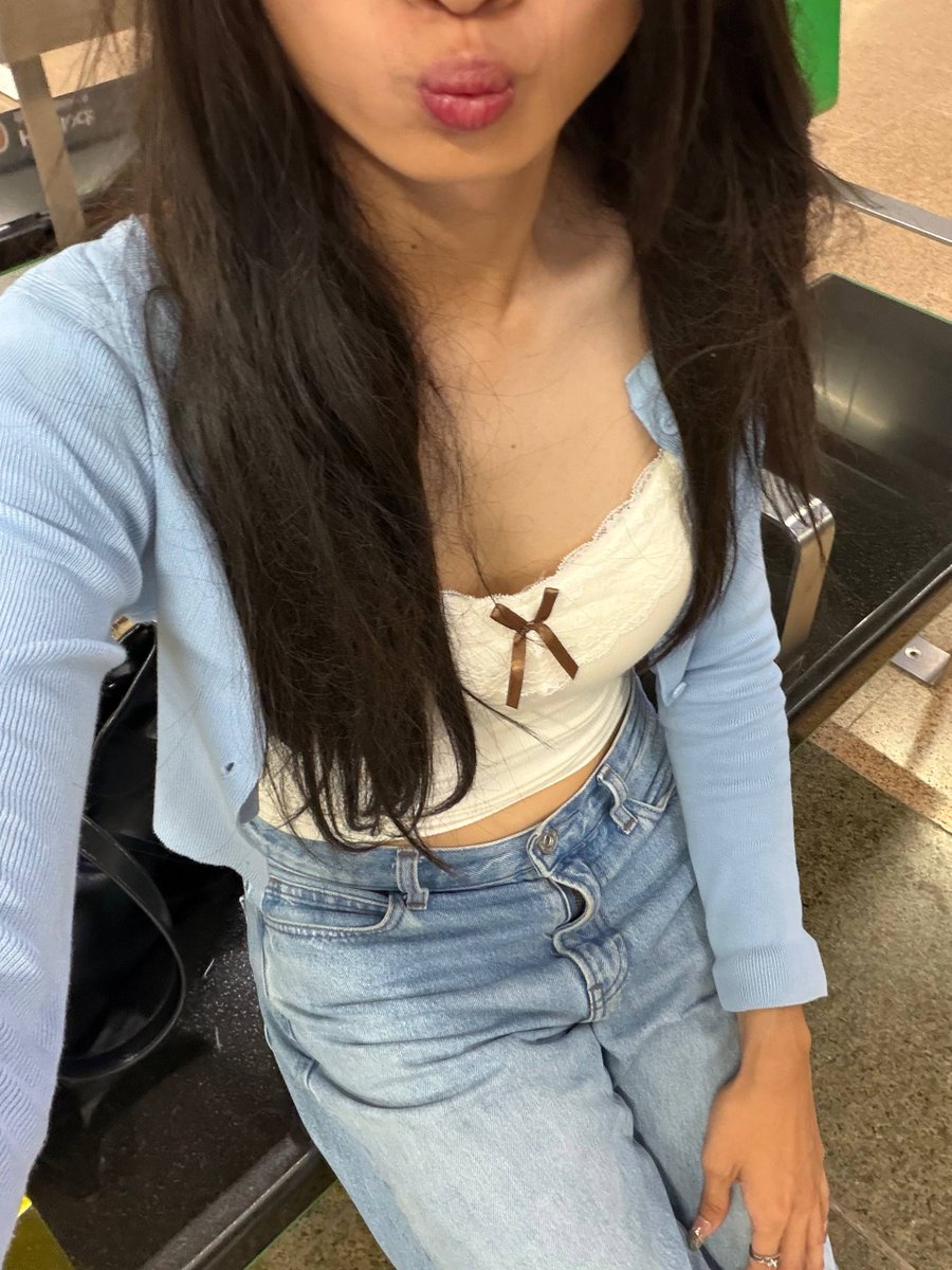 jerlynlxy0709's tweet photo. Daycay the other day!! 🥰 https://t.co/uJCXnBCAfh