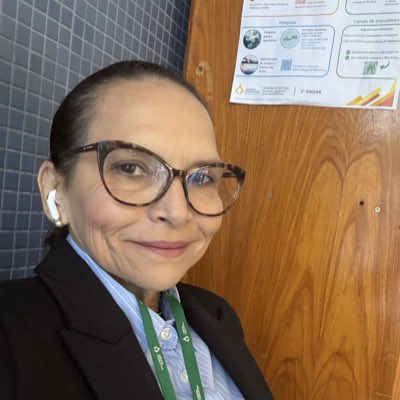 MariaReginaBot4's tweet photo. #NovaFotoDePerfil https://t.co/AG1LkifcGF