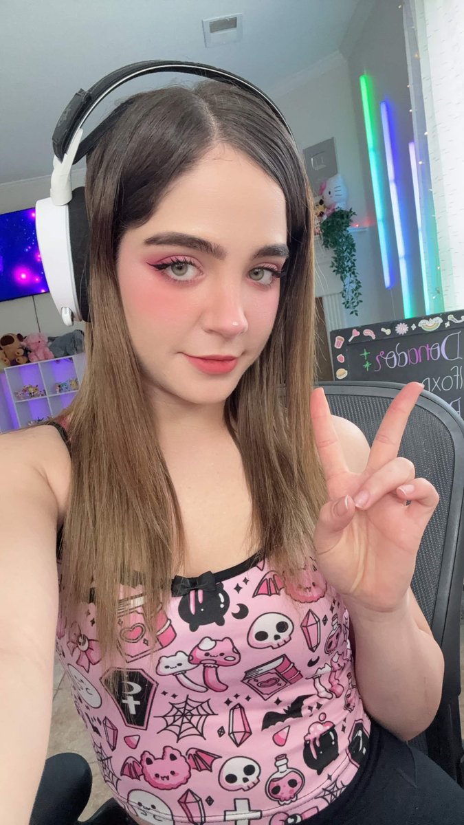 staryuukiii's tweet photo. ⚽ VIENDO CLIPS DEL MUNDIAL ⚽ 
💖 ASMR DE SONIDOS RELAJANTES 💖 
https://t.co/Pz8gAzMVO5
https://t.co/Pz8gAzMVO5