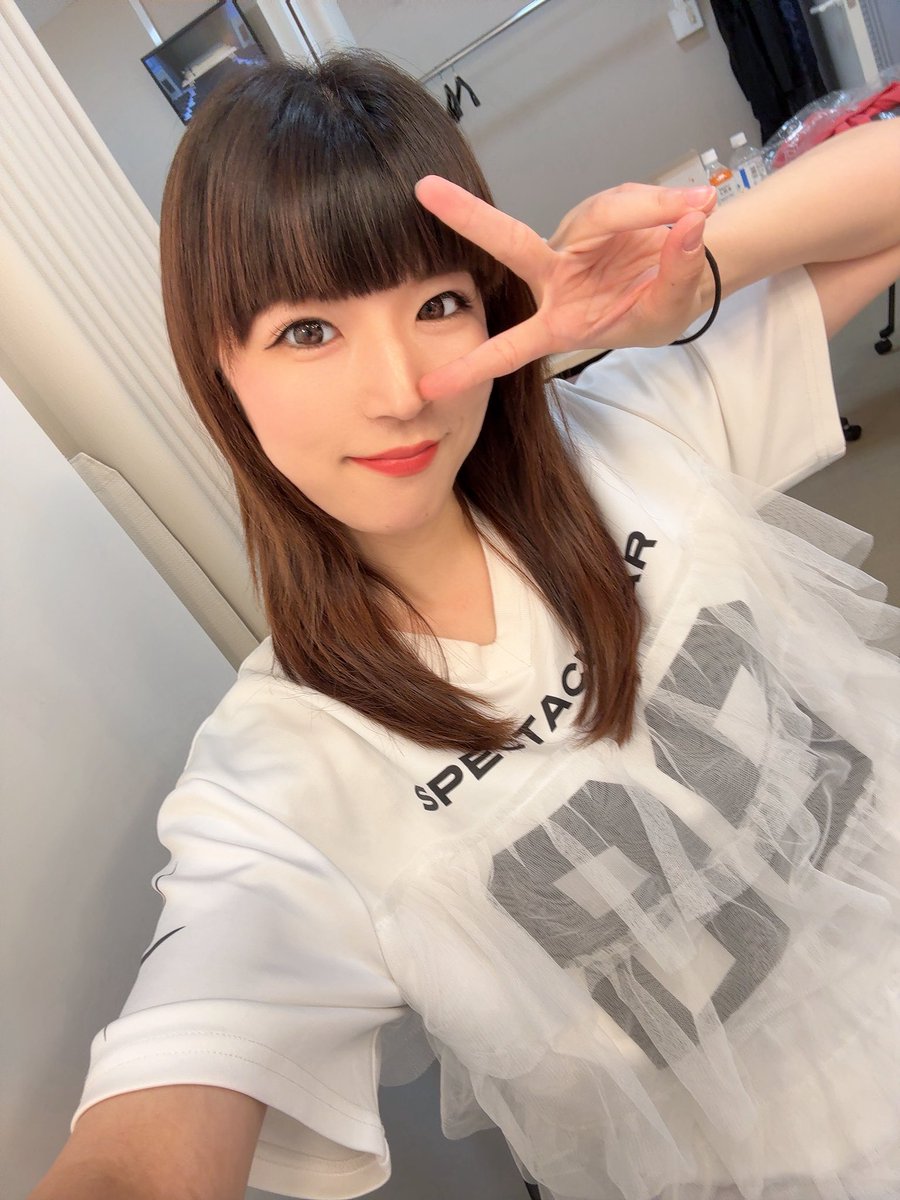 takarina888's tweet photo. おはりな88✌️

今日は町田ミュージックガーデン🎤💖
フリーイベント！みんな大好き観覧無料です🫶

JR町田 ターミナル改札出口でて
右に曲がれば会場あるからねっ

暑いと思うから水分補給忘れずに☺️🍍

まってるよよよよよ🤍

#たかりな https://t.co/Eushl5TGyi