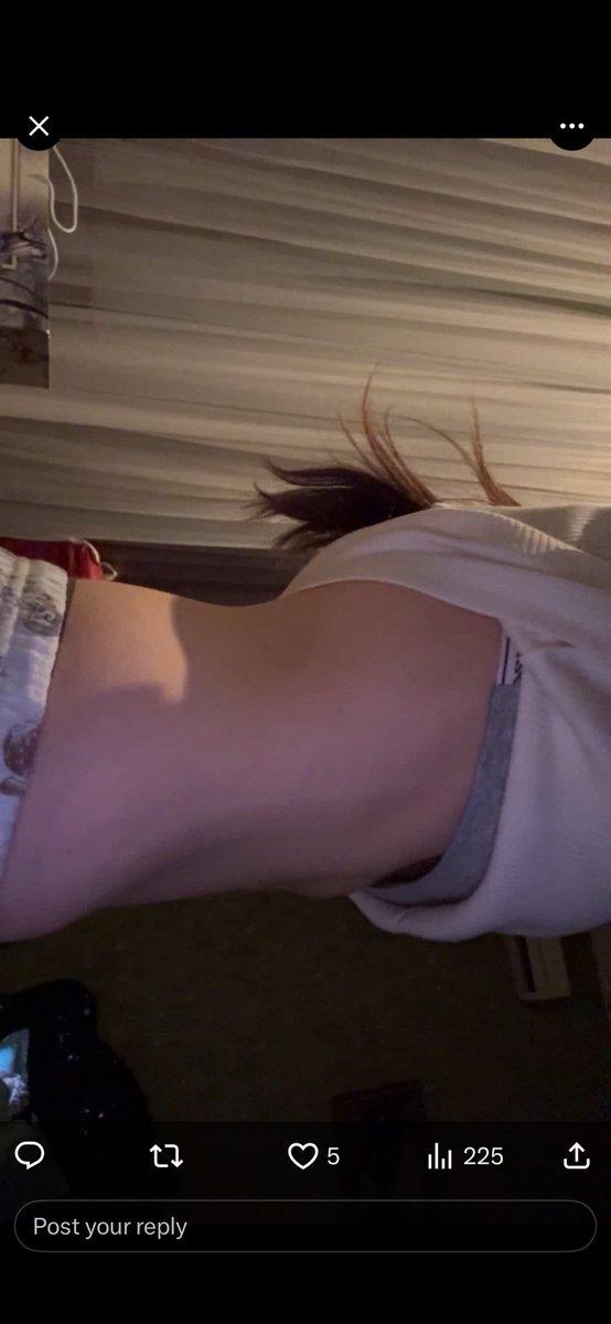 tacocel69's tweet photo. @lollipoprifles holy shit even you’re lowest weight is so fat 😭😭 that huge ribcage is horrifying holy shit https://t.co/L9gnYydddN