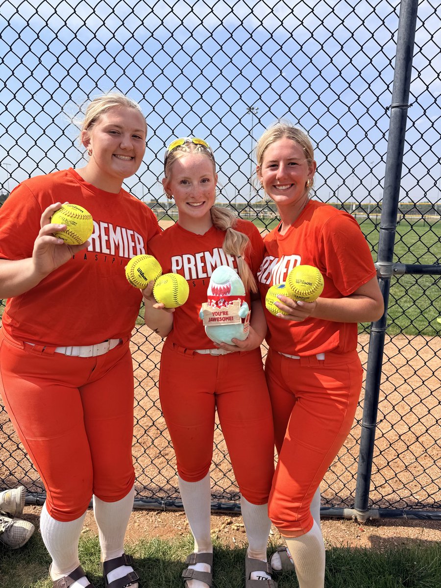 PremierTill's tweet photo. Premier Till goes undefeated in pool play and advances to the National Power Pool! Girls are clicking on all cylinders. Great pitching, hitting, and defense!
Thanks to all the coaches and fans for coming to watch! A few 💣 pics too! https://t.co/tYJllm7HN2