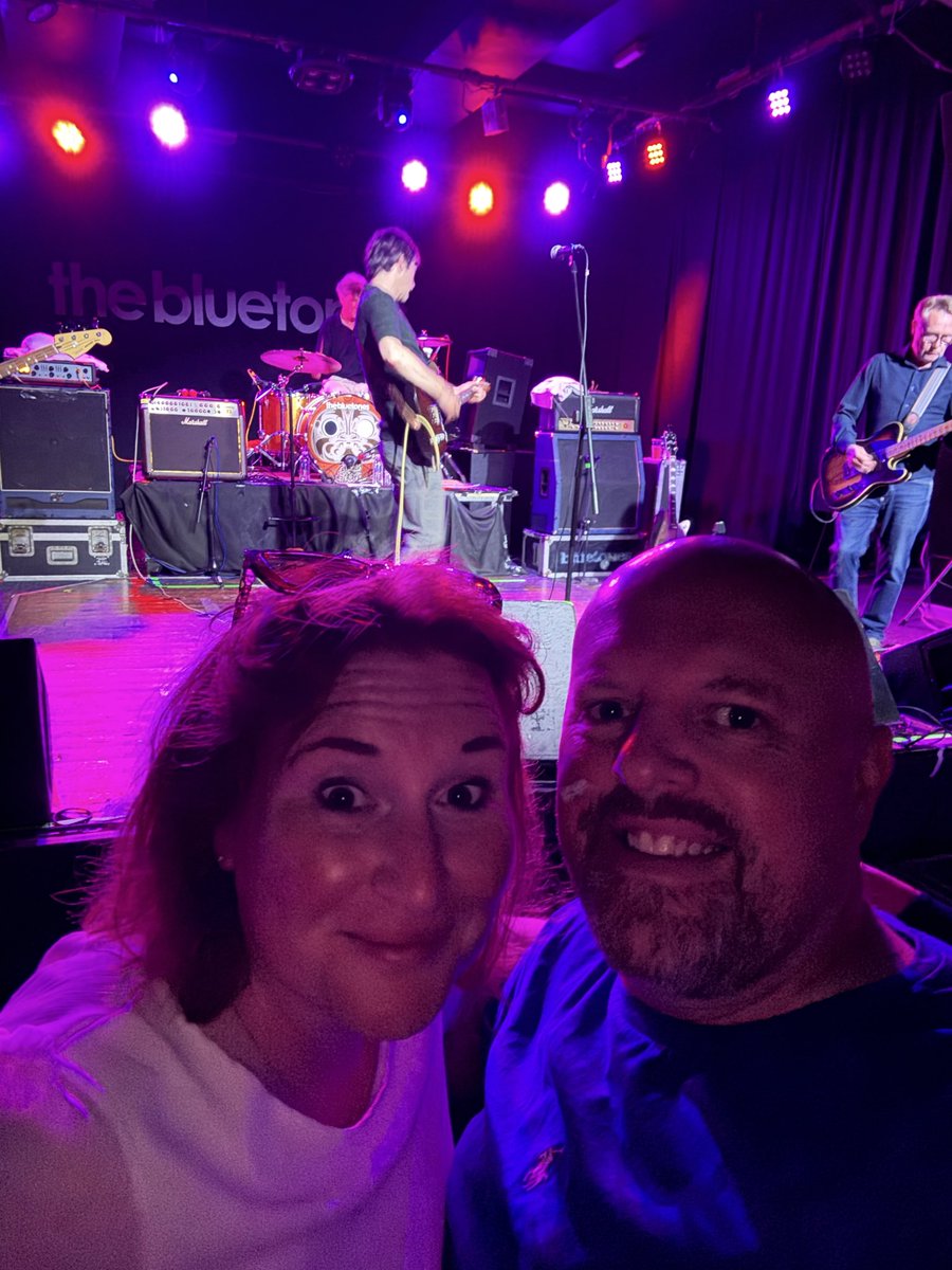 Liamstevenson78's tweet photo. @TheBluetones  they’ve not lost it. Amazing night at @Tivoli_Venue with great support from @TheBartells. 

#thebartells #thebluetones https://t.co/Vo35BjXGbX