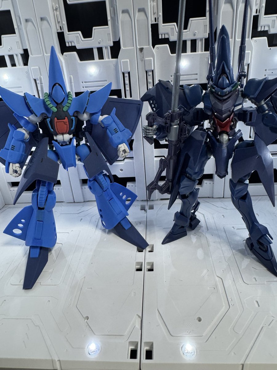 moco4848's tweet photo. HGハンブラビ(ジークアクス)完成🎉
なかなか小さいパーツ多くて無くしそうな時がありました😅
つや消しぽい成形色がキレイですね
#プラモデルライフ
#ガンプラ https://t.co/c6pEY489Ud