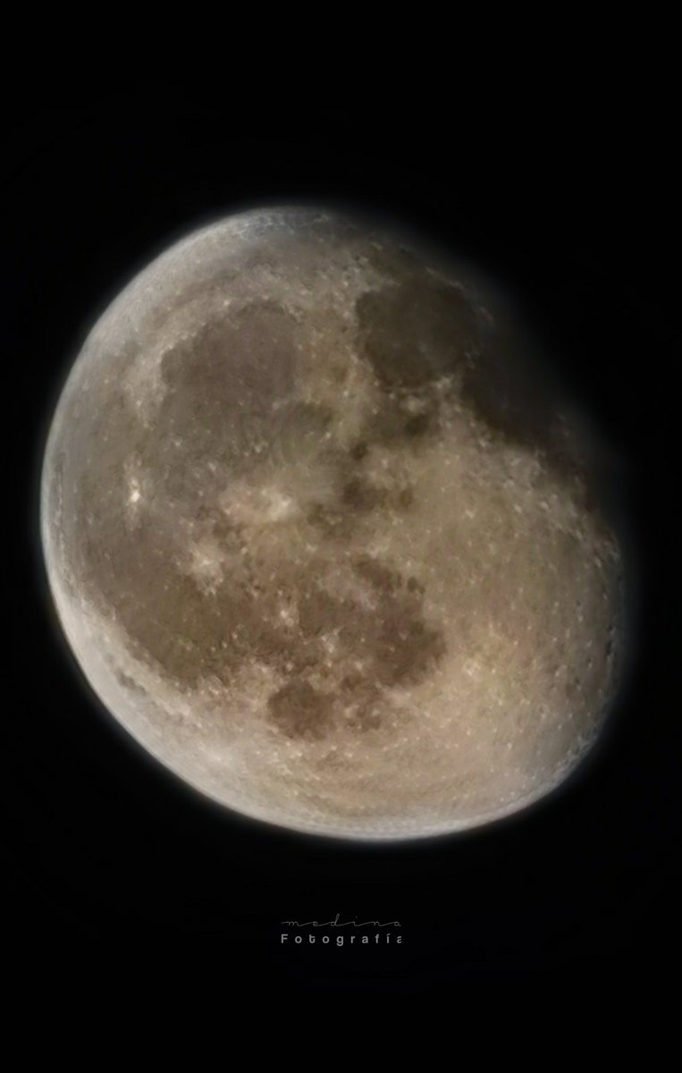manuel_rmedina's tweet photo. Foto de la #luna con el móvil de @Honor_ES #MagicV5
04/07/26
📍 Lantejuela _Sevilla https://t.co/GA3zCWmJ8D