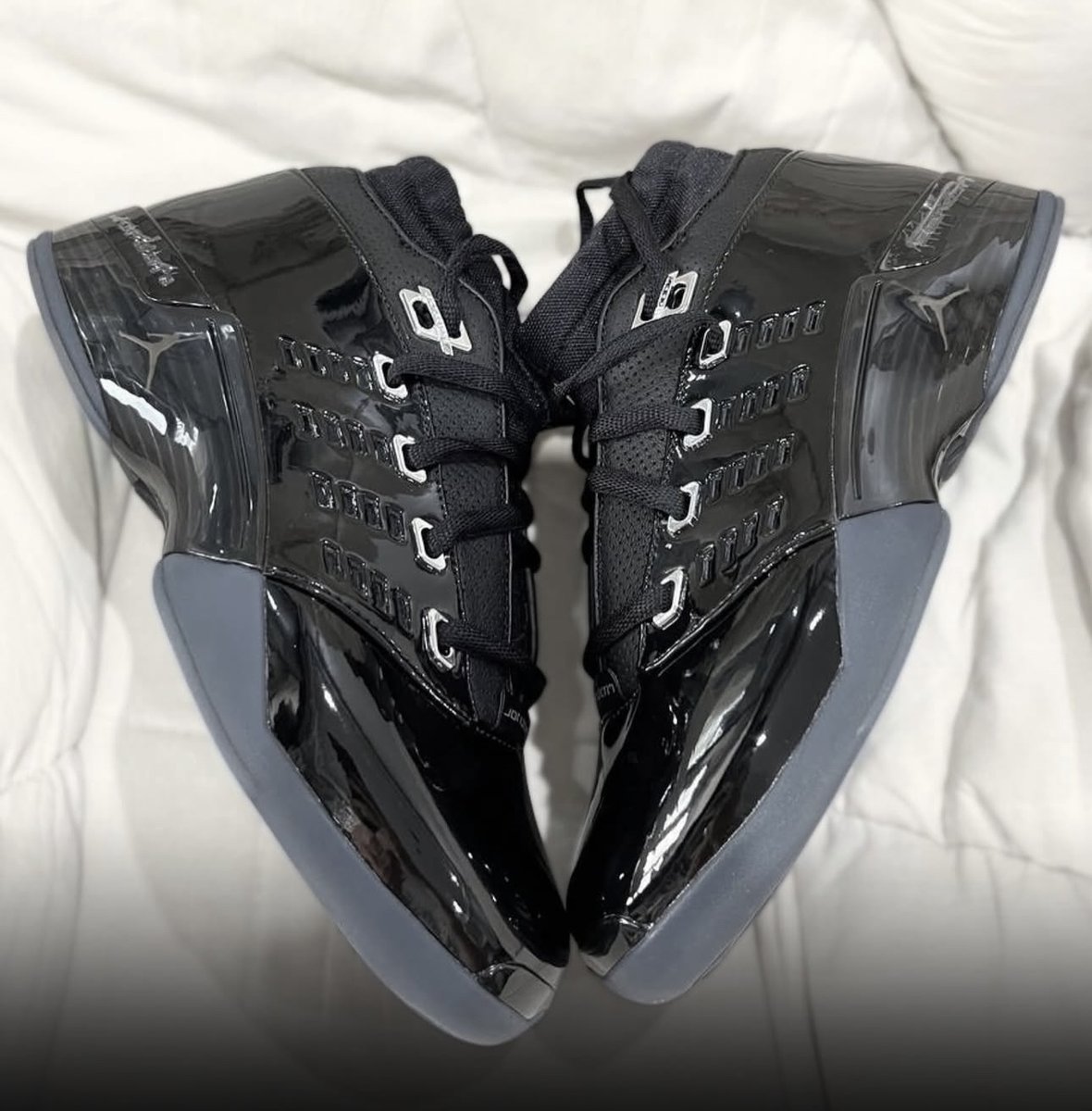 SneakerScouts's tweet photo. Release Date: Air Jordan 17 Low SP 'Black Patent' - August 8, 2026 |$245| 

https://t.co/jyzTfbANxm https://t.co/XXQbBCSPGN