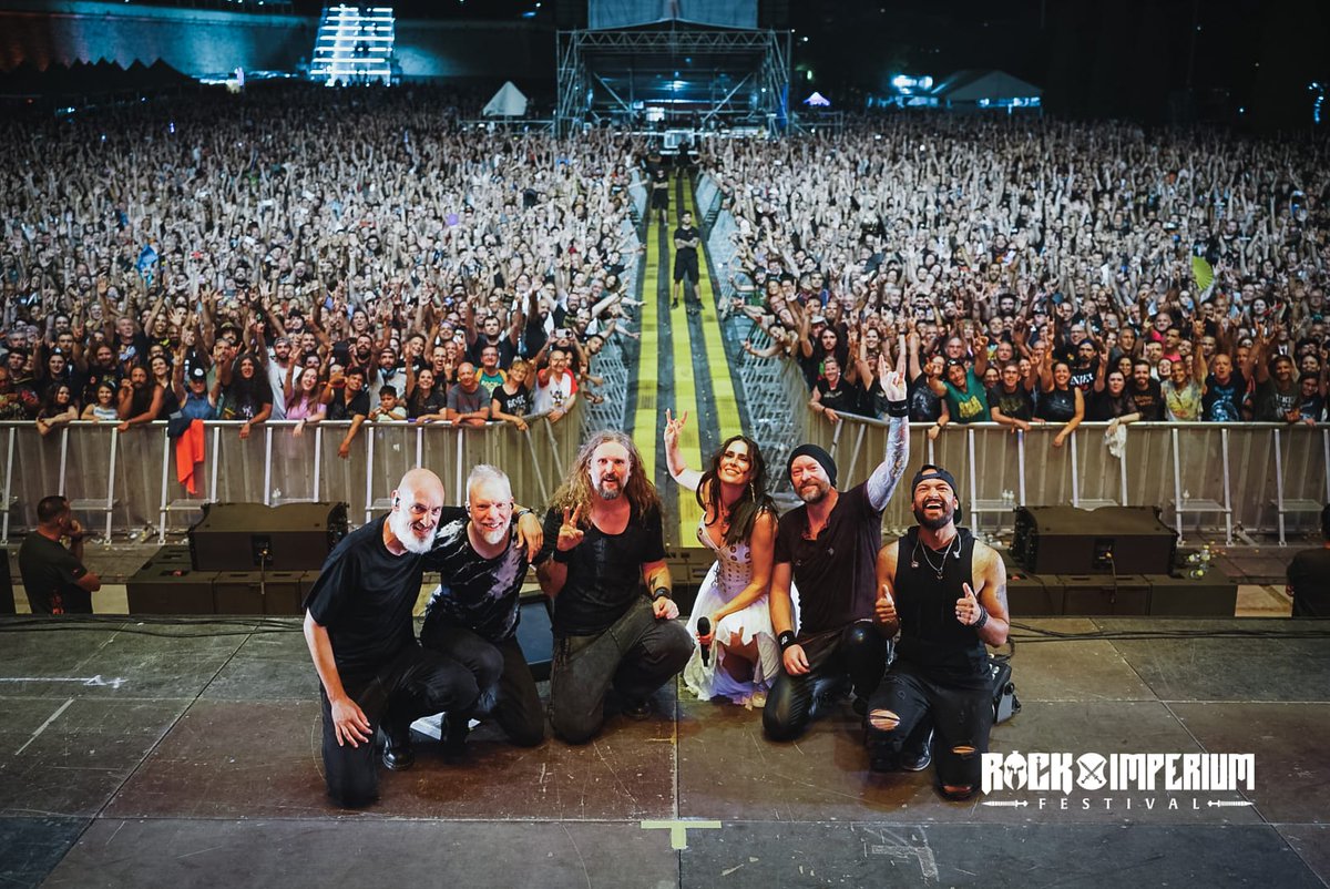 RockImperiumFes's tweet photo. Gracias por acompañarnos en este primer día

⚔️ Esto solo acaba de empezar… mañana, más y mejor ❤️

:: ::

Thank you for joining us on this first day

⚔️ This is only the beginning… tomorrow, even more awaits ❤️ https://t.co/8O3zLMLcTJ