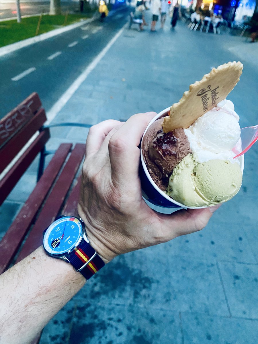 aeroluft's tweet photo. Ferrero Rocher, pistachio and Galician cheese with tomato. Those are the chosen flavours for my #icecream today, aren’t they awesome?
.
#blue #summer #AEROLUFT #relojes #montres #uhren #orologi #watches #racingcars #vintagecars #classiccars #bugatti #racecar #F1 #motorsport https://t.co/zqOQJPh5WJ