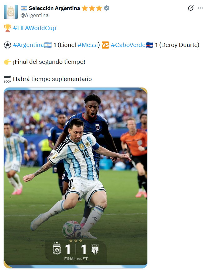 GradaBpro's tweet photo. Desde el 15 de junio leyendo, no ganaron ni a Cabo Verde, aún no se han presentado en el Mundial, los gallegos salen de la Eurocopa y se cagan.

Los acaban de mandar a la prórroga.

Aquí llueve para todo el mundo.