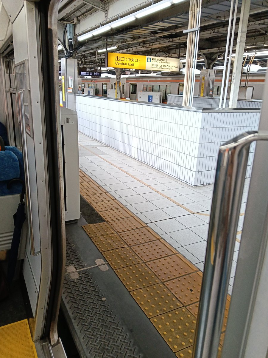 inaba_mtg's tweet photo. ヒマだったのでJR使って京都遠征。
米原経由で行きます。 https://t.co/lJmrxdE317