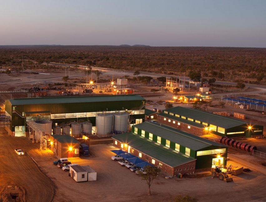 FingazLive's tweet photo. ZIMPLATS will commis­sion a 45-megawatt (MW) solar power plant next month as it moves to secure re­liable electricity supply and sup­port the government’s mineral beneficiation agenda, chief exec­utive, Alex Mhembere, has said. >https://t.co/dpQEZKOZZh https://t.co/j53EXVt4UO
