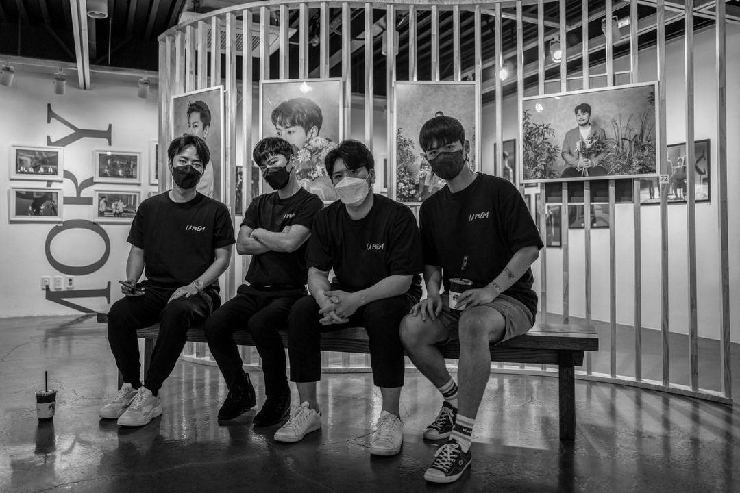 LapoemStory2's tweet photo. #5년전_오늘의_라포엠

2021.07.04. (일, 10:17 PM)

#라포엠 #유채훈 인스타그램 @ ych_muse
"🌈사랑해요💕" https://t.co/QJ4iECSXXy