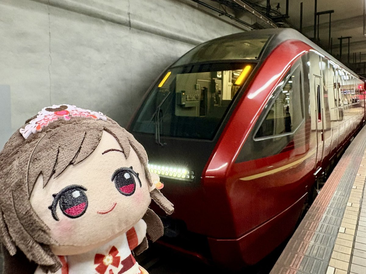 yuu_ngo's tweet photo. きゅん！❤️きゅん！❤️きゅん！❤️
ずきゅん！！！🩷
きゅん！💛きゅん！💜

とっきゅー🚅💨 ひのとり❤️🐦‍🔥✨ https://t.co/gPkcGdC2a3