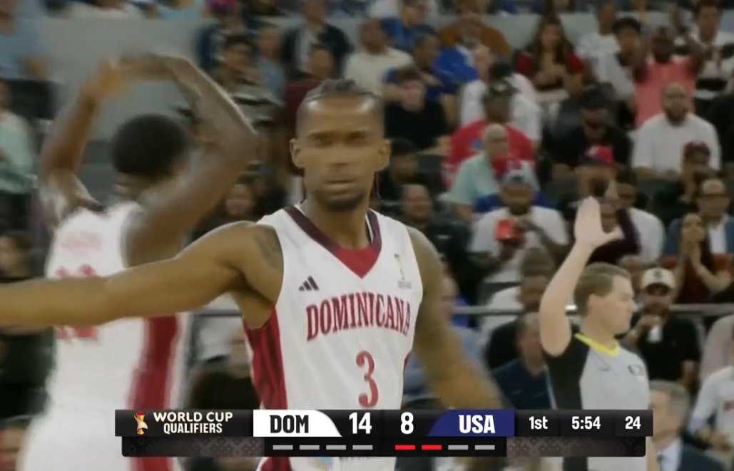 harris_stavrou's tweet photo. 3am in Athens, Greece. Watching Dominican Republic against Team USA. Feliz, Montero, Duarte vs Mike James, Torrey Craig, Jay Huff. https://t.co/Hq9HUvyw9l