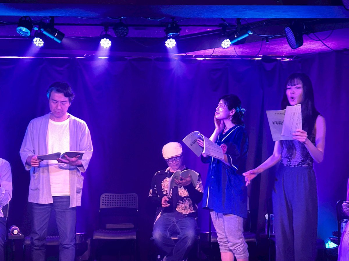 tomomoribe's tweet photo. 『ギルガメッシュ』1日2日目ありがとうございました！
旧約聖書より古い世界最古の物語✨️
楽しんでいただけて嬉しい限り！
朗読劇なのに迫力がというお言葉も🎶
そして神話はエルスだ(笑)
あと四公演まだお席ありますので是非！！

『ギルガメッシュ叙事詩』紹介
↓↓↓
https://t.co/4TQYhkRFlC https://t.co/AXoRd2zGTv