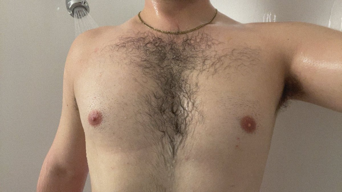exzacktlyy's tweet photo. CHEST 💪 https://t.co/uyXjk534CY