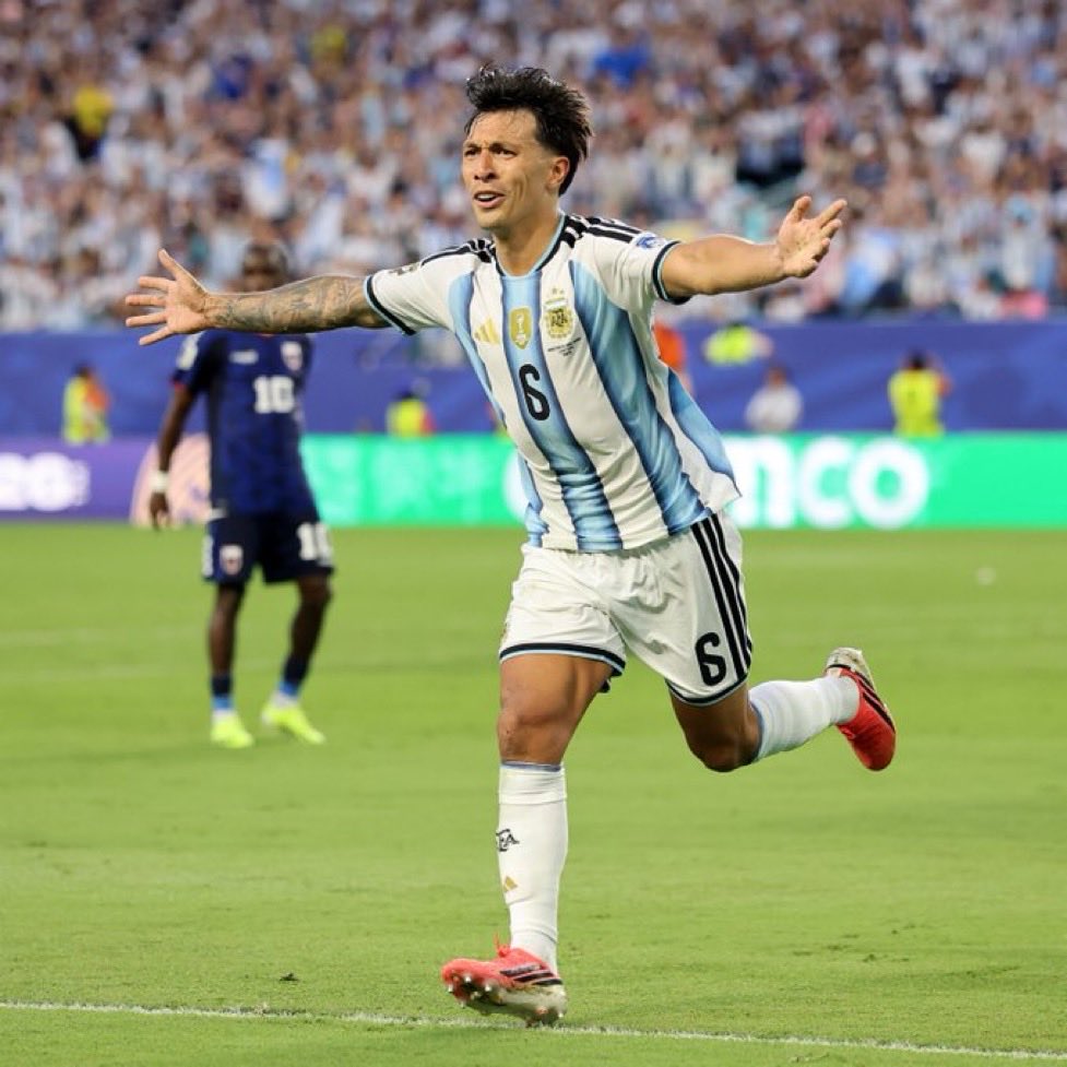 MARADIOFM's tweet photo. L’Argentine mène maintenant 2-1 face à Cap-Vert but de Licha Martinez @FIFWorldCup #UNIBANK #Barbancourt #Commeilfaut #BONGU #BNC #DGI #SOGEBANK #Paryajpam #RFMINFOMONDIAL https://t.co/20MsStc43s