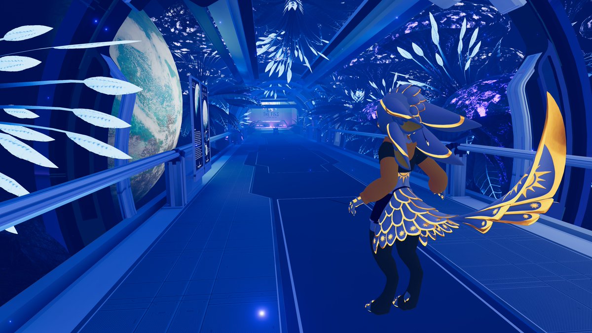 SolaritheAvali's tweet photo. Arriving at Astoria Station, the view is incredible! The luxury suites feel so familiar... almost like I've played another game in this exact style. I then got told to grab my ticket and find a tour guide to the ship, so I went exploring.

#Avali #Furry #VRChat https://t.co/tlDFjuDoQj