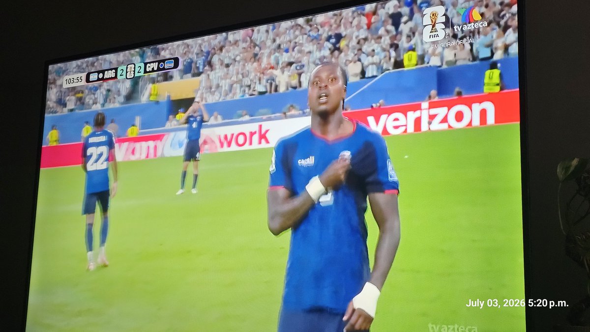 cmorett's tweet photo. Goooooool
De Cabo Verdeeeee

Golazo https://t.co/gps9ITFdGo