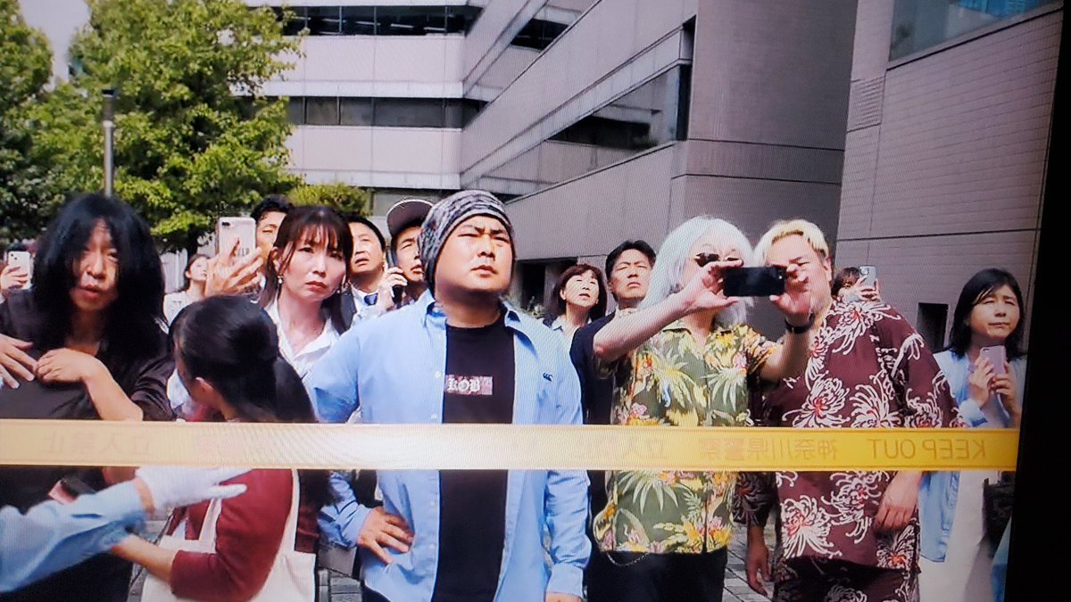 himablack's tweet photo. 川井さんと小西さん、むっちゃ映ってる。 https://t.co/xAkh1YCy1e