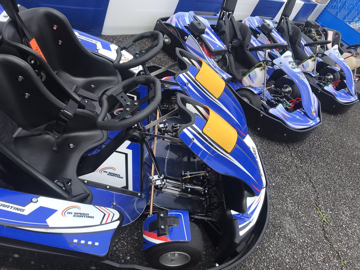 R1SPEED_24's tweet photo. ◇R1営業案内◇
7月4日(土)
⏰️10:00~22:00⏰️
OPENから一般走行可能🙆🏁
※受〆21:00
本日もNEWマシン達がお待ちしてます😉
#初心者大歓迎です 
#わからないことレクチャーします https://t.co/44RqmmFyKS