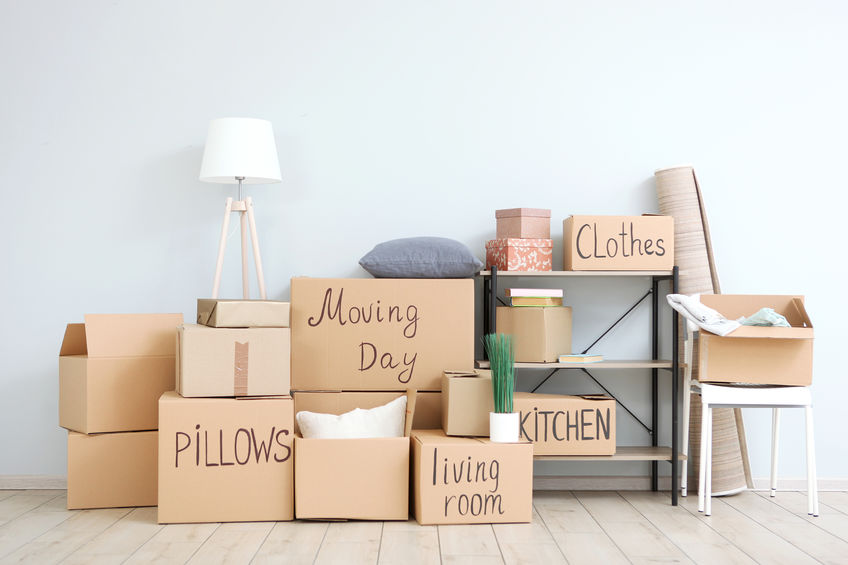 EricHuishLoans's tweet photo. How you pack your boxes before your move can make the process of unpacking them go much more smoothly. Label the sides of boxes, not only the top, so you can read them when your boxes are stacked. #movingtip https://t.co/5xMTOVkt81